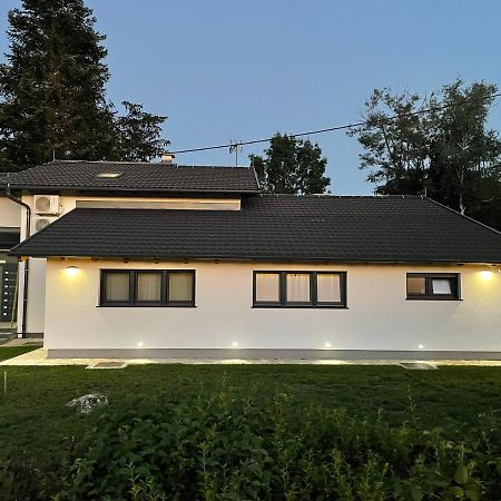 Pampas Apartments Mreznica Дуга Реса Екстериор снимка